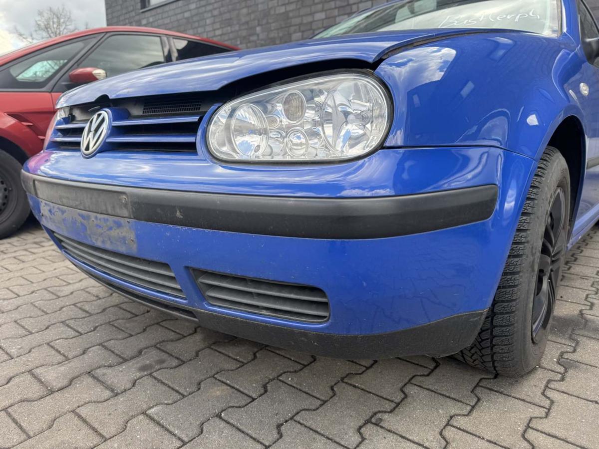 VW Golf 4 original Sto&szlig;stange Stossf&auml;nger vorn LA5C Surfblau Bj.2001
